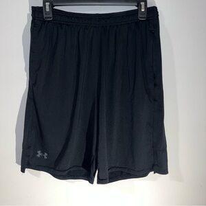 Under Armour Size LG Train Stretch Shorts